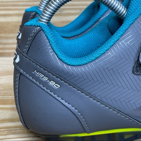 Garneau Womens 41 Multi Air Flex Cycling Shoes Adjustable Straps NEW - Picture 3 of 10